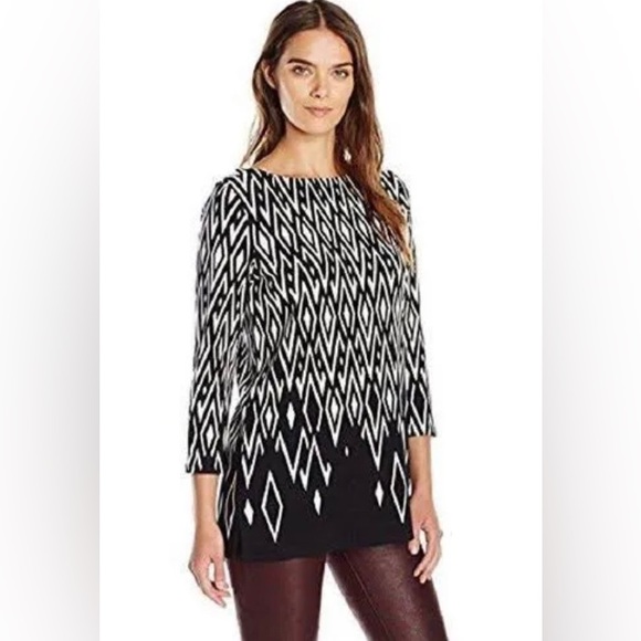 Almost new Rafaella top. Cotton knit geometric black and white medium - Picture 8 of 8